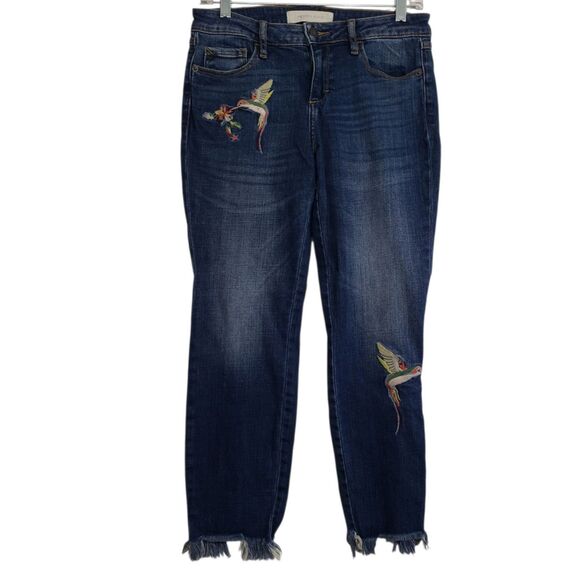 Hidden Jeans Women's Beautiful Embroidered Size 28 Jeans with Unhemmed Legs - Picture 1 of 12